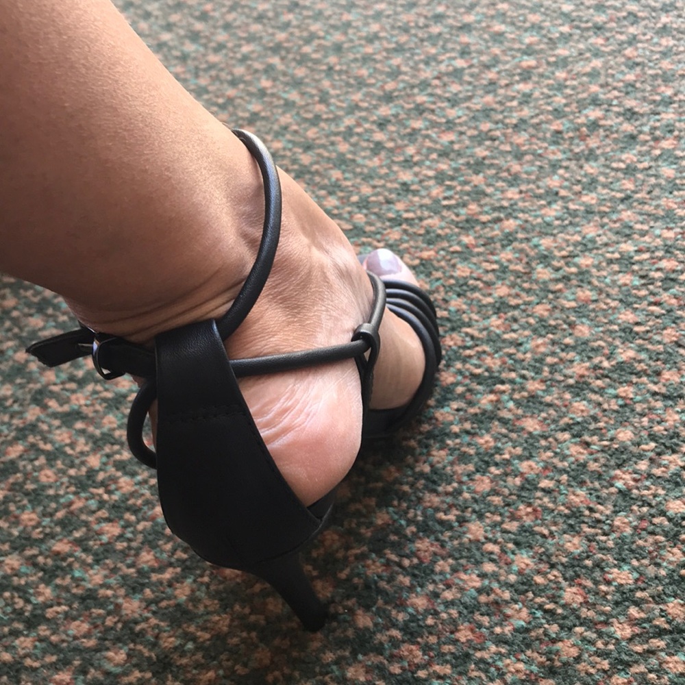 Steve Madden Black shoes - Picture 6 of 7